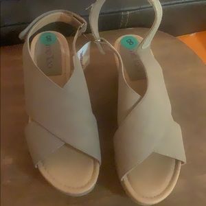 me Too wedges (BRAND NEW, never worn)